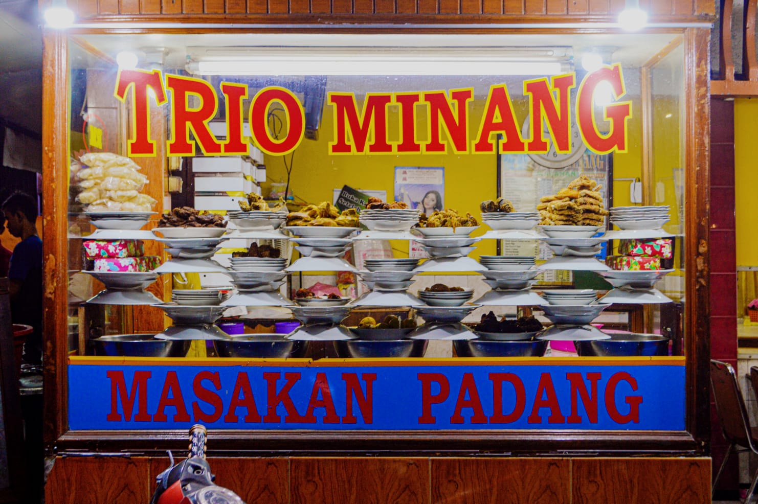 Arti Manggaleh Bahasa Minang  